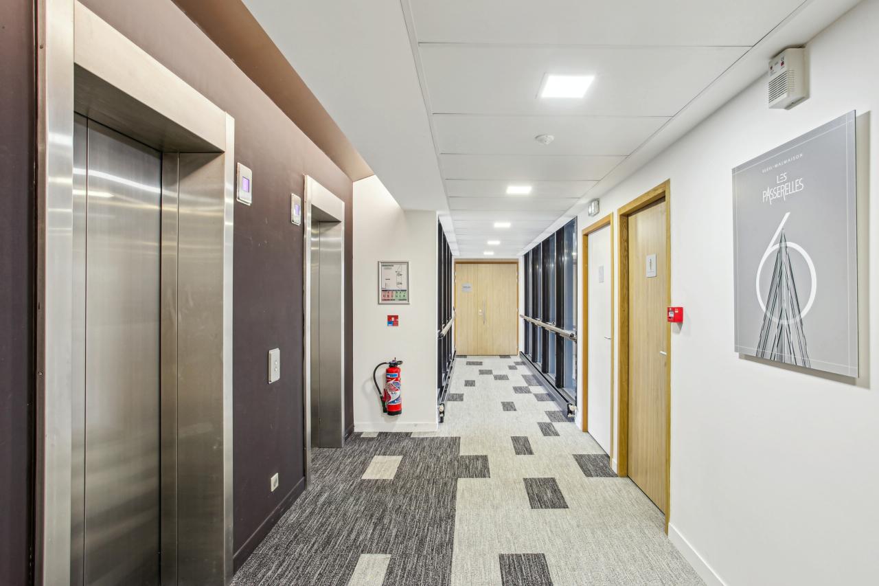 Bureau Rueil-Malmaison 325m² Location bureau Rueil-Malmaison Hauts-de-Seine OLBUR2001702 2